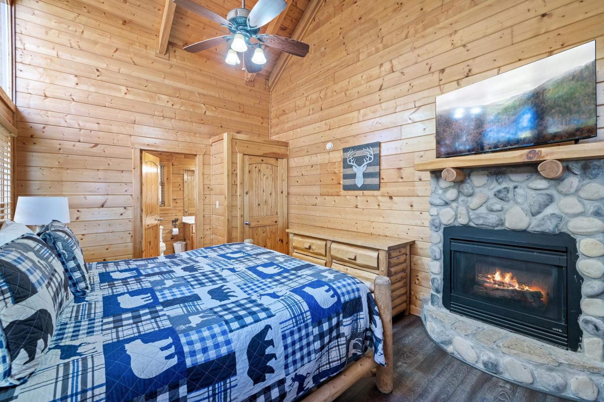 Moonlight Obsession A Dog Friendly 2 Bd 2 Bath Log Cabin Located 5 Miles From Downtown Gatlinburg Vila Exterior foto