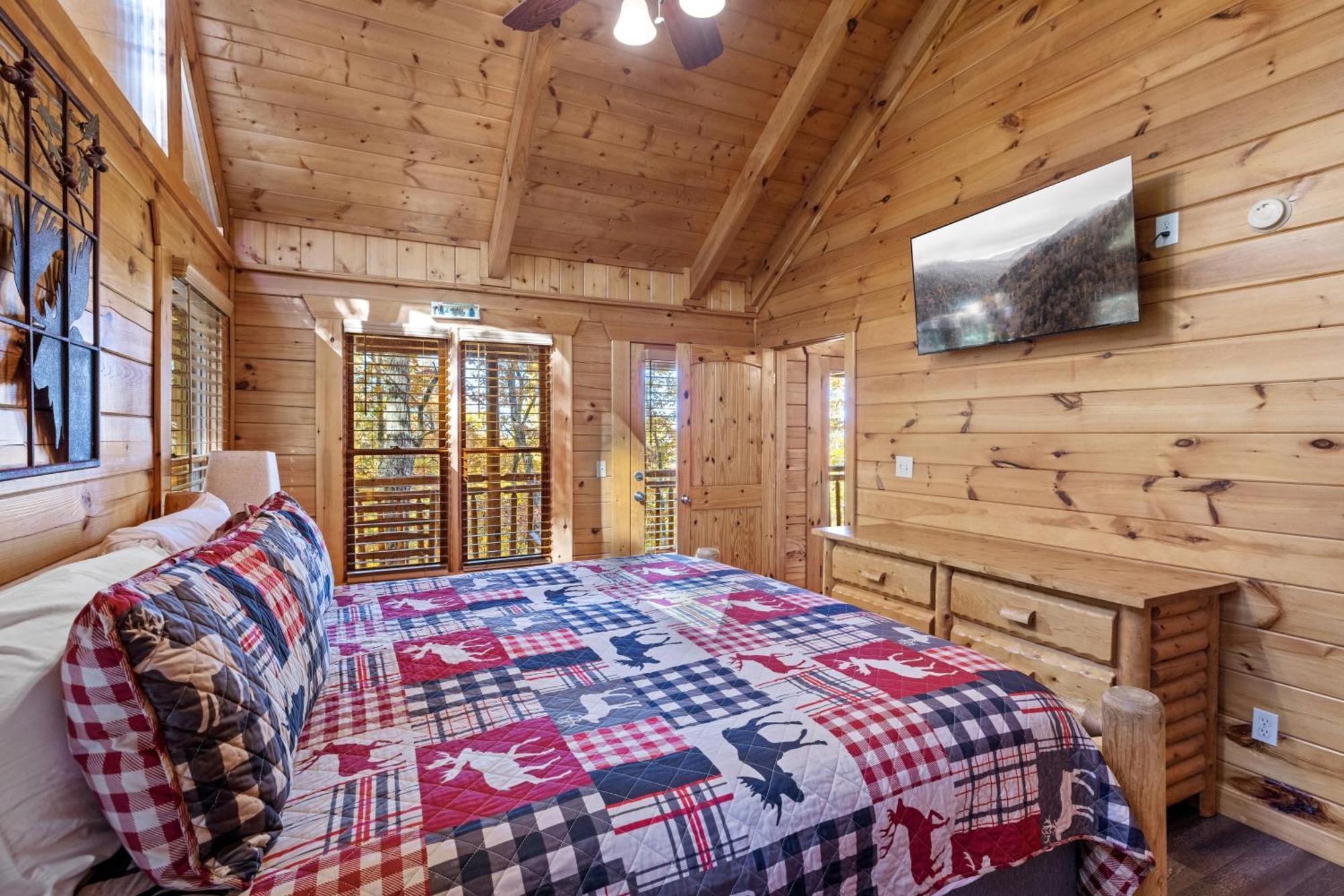 Moonlight Obsession A Dog Friendly 2 Bd 2 Bath Log Cabin Located 5 Miles From Downtown Gatlinburg Vila Exterior foto