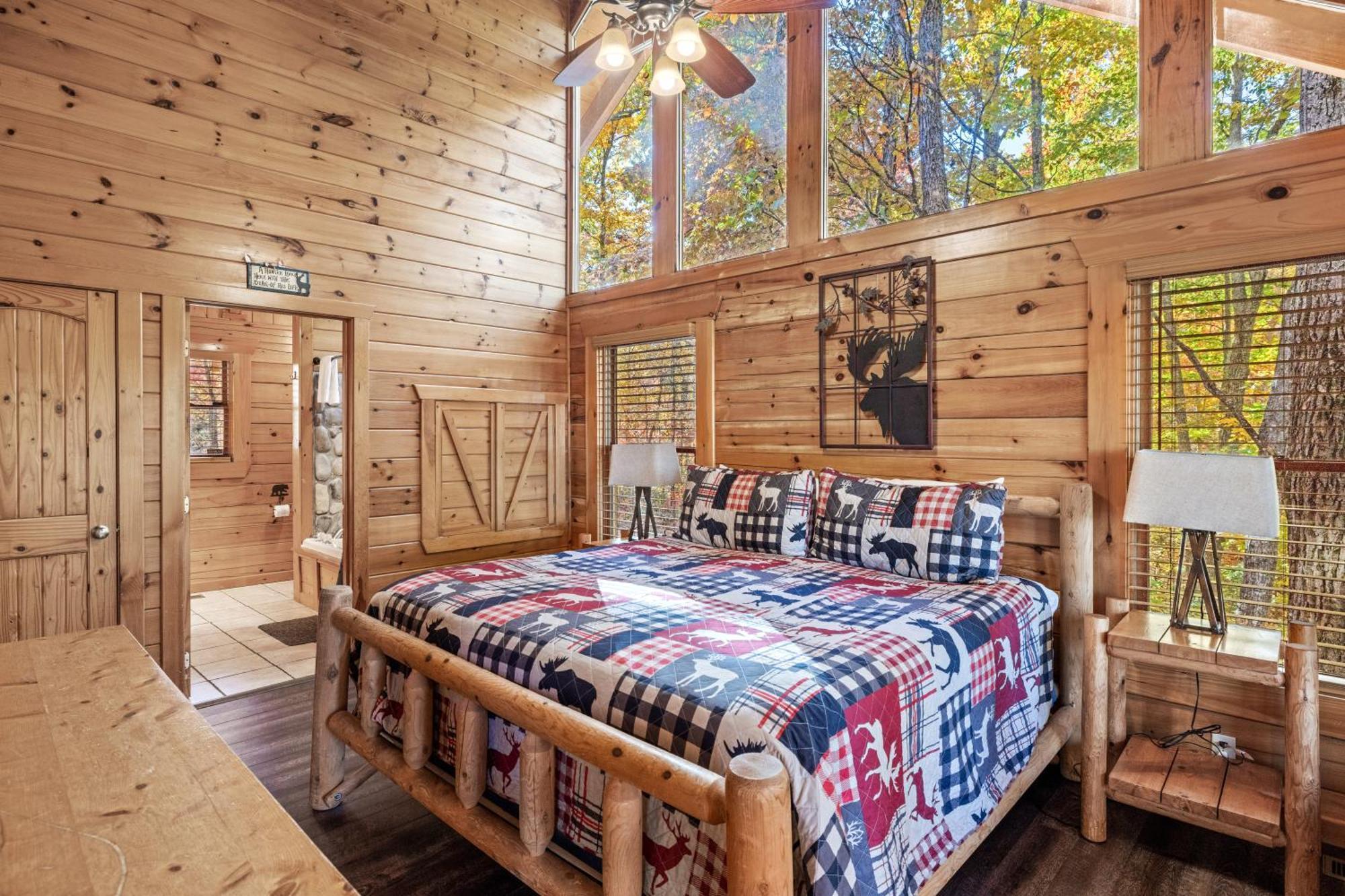 Moonlight Obsession A Dog Friendly 2 Bd 2 Bath Log Cabin Located 5 Miles From Downtown Gatlinburg Vila Exterior foto