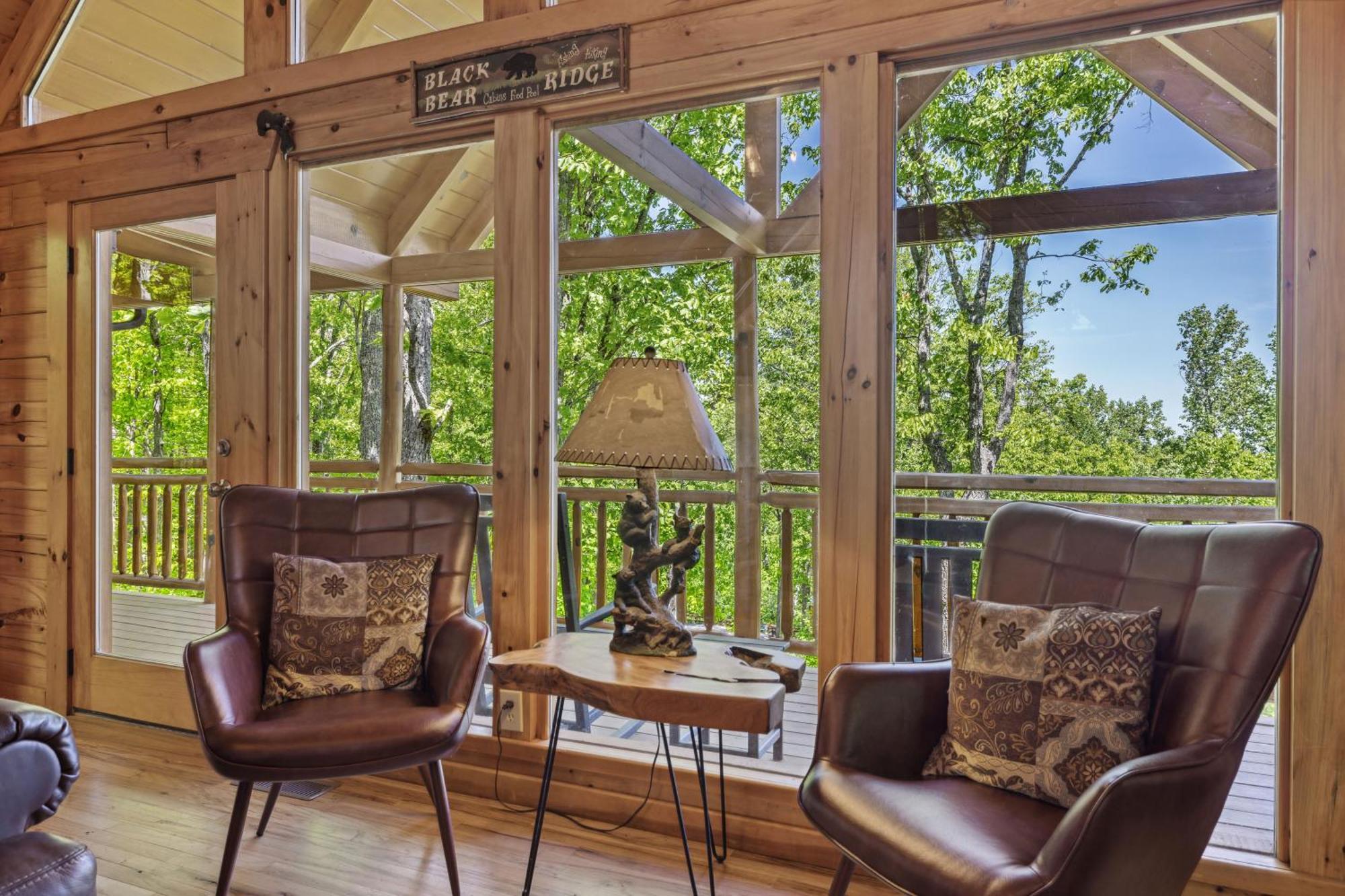 Moonlight Obsession A Dog Friendly 2 Bd 2 Bath Log Cabin Located 5 Miles From Downtown Gatlinburg Vila Exterior foto